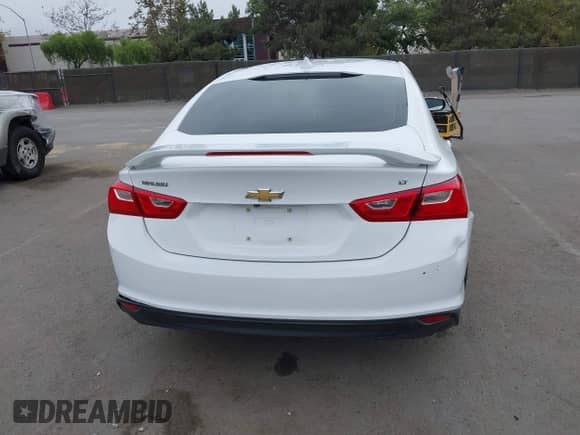 2018 Chevrolet Malibu LT с VIN 1G1ZD5ST5JF170586, выставлен на аукционе IAAI как лот 43334454 с пробегом 68 596 миль миль и . История ставок и продаж доступна на DreamBid. Изображение 17.