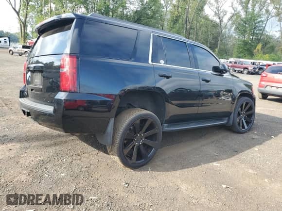 2020 Chevrolet Tahoe LS z VIN 1GNSKAKC4LR166979, wystawiony jako Copart lot #69868525 z przebiegiem Nie podano mil oraz Szkoda całkowita • Salvage title. Historia ofert i sprzedaży dostępna na DreamBid. Obrazek 3.