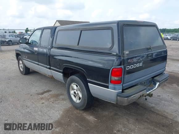 1999 Dodge 1500 with VIN 3B7HC13Y9XM548166, listed as a IAAI auction lot 42514836 with 214,843 mi miles and . Bid and sale history available at DreamBid. Image 3.