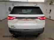 2022 Chevrolet Traverse LS z VIN 1GNERFKW3NJ131609, wystawiony jako Copart lot #83766255 z przebiegiem 16 408 mil mil oraz Czysty tytuł • Clean title. Historia ofert i sprzedaży dostępna na DreamBid. Obrazek 6.