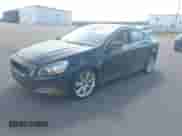 2012 Volvo S60 T6 с VIN YV1902FH8C2103783, выставлен на аукционе IAAI как лот 43109988 с пробегом 177 042 миль миль и . История ставок и продаж доступна на DreamBid. Изображение 17.