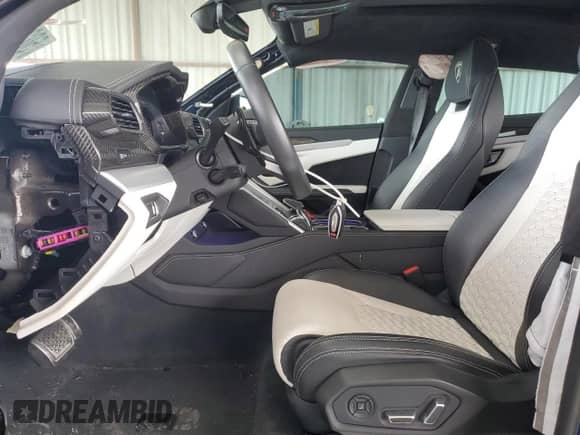 2022 Lamborghini Urus с VIN ZPBUA1ZLXNLA20952, выставлен на аукционе Copart как лот 50288375 с пробегом 21 260 миль миль и Списание • Salvage title. История ставок и продаж доступна на DreamBid. Изображение 7.