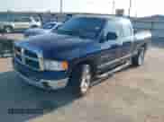 2002 Dodge 1500 z VIN 1D7HA18N32S707855, wystawiony jako IAAI lot #43231227 z przebiegiem 275 638 mil mil oraz . Historia ofert i sprzedaży dostępna na DreamBid. Obrazek 2.