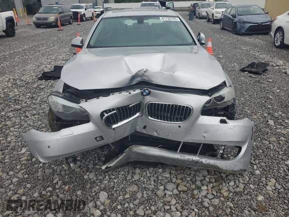 2013 BMW 5 Series 535i xDrive with VIN WBAFU7C59DDU71218, listed as a Copart auction lot 81726795 with Not provided miles and Salvage title. Bid and sale history available at DreamBid. Image 5.