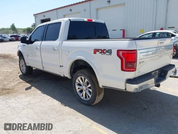2016 Ford F-150 XLT z VIN 1FTEW1EG0GFA09854, wystawiony jako IAAI lot #42544027 z przebiegiem 121 167 mil mil oraz . Historia ofert i sprzedaży dostępna na DreamBid. Obrazek 3.