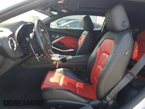 2023 Chevrolet Camaro 2LT with VIN 1G1FD1RS7P0143023, listed as a Copart auction lot 62899425 with 18,600 mi miles and Salvage title. Bid and sale history available at DreamBid. Image 7.