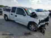 2005 GMC Sierra 1500 SLT z VIN 2GTEC13T751389983, wystawiony jako Copart lot #68369934 z przebiegiem Nie podano mil oraz Szkoda całkowita • Salvage title. Historia ofert i sprzedaży dostępna na DreamBid. Obrazek 4.