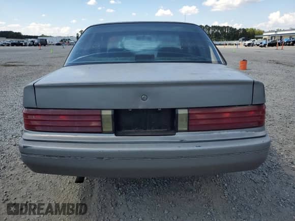 1996 Chevrolet Corsica с VIN 1G1LD5541TY108863, выставлен на аукционе Copart как лот 80650375 с пробегом 229 151 миль миль и Списание • Salvage title. История ставок и продаж доступна на DreamBid. Изображение 6.