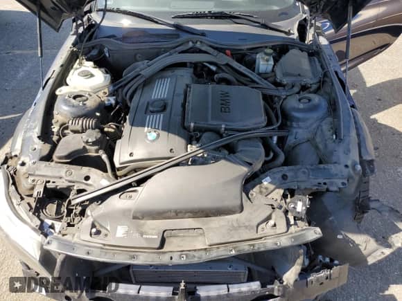 2013 BMW Z4 sDrive35i with VIN WBALM7C57DE385564, listed as a Copart auction lot 60422134 with 56,017 mi miles and Salvage title. Bid and sale history available at DreamBid. Image 11.