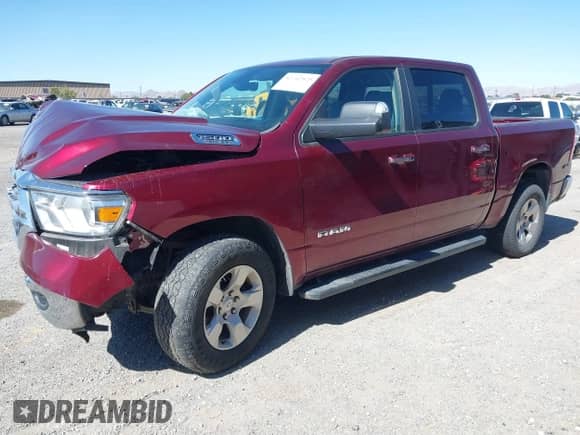 2020 Ram 1500 Lone Star z VIN 1C6RREFT4LN105571, wystawiony jako IAAI lot #42262825 z przebiegiem 90 103 mil mil oraz . Historia ofert i sprzedaży dostępna na DreamBid. Obrazek 17.