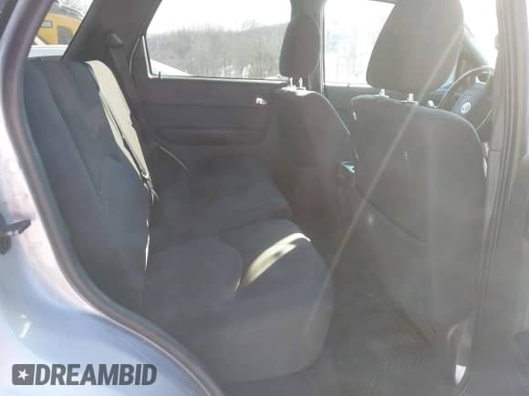 2008 Mercury Mariner with VIN 4M2CU91Z68KJ45797, listed as a IAAI auction lot 41615117 with 87,936 mi miles and . Bid and sale history available at DreamBid. Image 8.