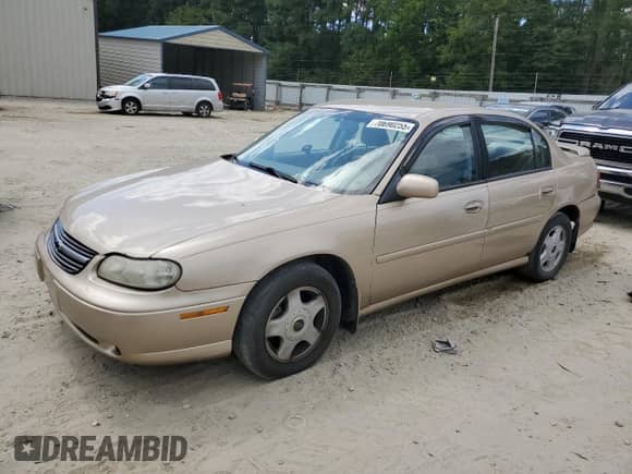 2001 Chevrolet Malibu LS с VIN 1G1NE52J816149354, выставлен на аукционе Copart как лот 70690255 с пробегом 181 821 миль миль и Списание • Salvage title. История ставок и продаж доступна на DreamBid. Изображение 1.
