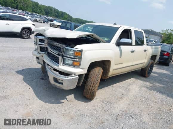 2014 Chevrolet Silverado 1500 LT z VIN 3GCUKREC3EG137228, wystawiony jako IAAI lot #42484505 z przebiegiem 153 954 mil mil oraz . Historia ofert i sprzedaży dostępna na DreamBid. Obrazek 18.