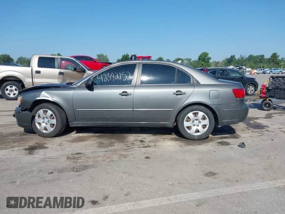 2010 Hyundai Sonata GLS с VIN 5NPET4ACXAH602695, выставлен на аукционе IAAI как лот 42992152 с пробегом Не указан миль и . История ставок и продаж доступна на DreamBid. Изображение 14.