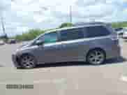 2015 Toyota Sienna SE Premium с VIN 5TDXK3DCXFS594858, выставлен на аукционе IAAI как лот 43099406 с пробегом 91 092 миль миль и . История ставок и продаж доступна на DreamBid. Изображение 14.
