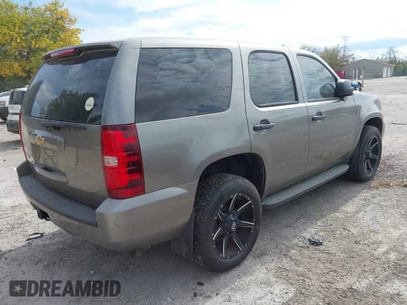 2012 Chevrolet Tahoe Commercial с VIN 1GNSK2E03CR311582, выставлен на аукционе IAAI как лот 43384032 с пробегом 229 719 миль миль и . История ставок и продаж доступна на DreamBid. Изображение 4.
