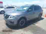 2019 Nissan Pathfinder SV с VIN 5N1DR2MN2KC626672, выставлен на аукционе IAAI как лот 42767096 с пробегом 141 596 миль миль и . История ставок и продаж доступна на DreamBid. Изображение 2.