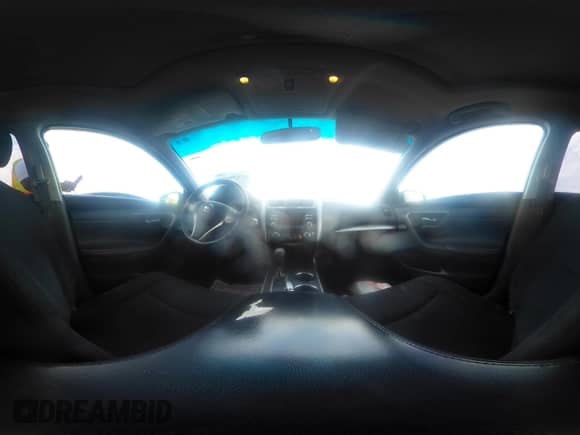 2015 Nissan Altima S z VIN 1N4AL3APXFC431497, wystawiony jako IAAI lot #42899088 z przebiegiem 122 880 mil mil oraz . Historia ofert i sprzedaży dostępna na DreamBid. Obrazek 18.