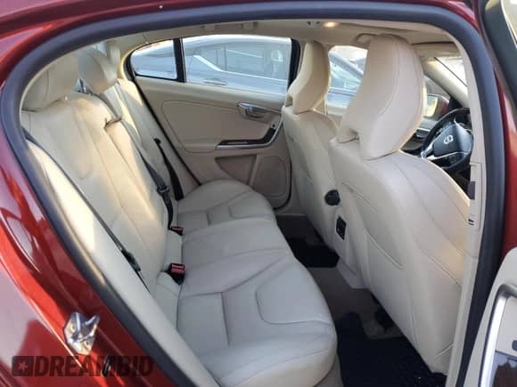 2014 Volvo S60 T6 with VIN YV1902FH7E2287875, listed as a Copart auction lot 80261854 with 130,361 mi miles and Salvage title. Bid and sale history available at DreamBid. Image 10.