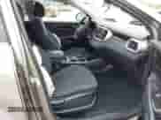 2018 Kia Sorento LX with VIN 5XYPGDA53JG370995, listed as a IAAI auction lot 42252504 with 101,481 mi miles and . Bid and sale history available at DreamBid. Image 5.