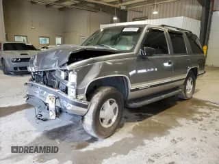 1999 Chevrolet Tahoe с VIN 1GNEK13R9XJ436163, выставлен на аукционе Copart как лот 68956355 с пробегом 172 048 миль миль и Списание • Salvage title. История ставок и продаж доступна на DreamBid. Изображение 1.