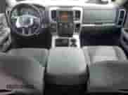 2014 Ram 1500 Big Horn z VIN 1C6RR7LG7ES431484, wystawiony jako Copart lot #60999495 z przebiegiem 223 356 mil mil oraz Czysty tytuł • Clean title. Historia ofert i sprzedaży dostępna na DreamBid. Obrazek 8.