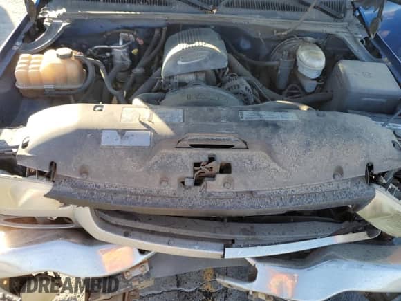 2004 GMC Sierra 1500 SLE с VIN 2GTEC19TX41248878, выставлен на аукционе Copart как лот 71843315 с пробегом Не указан миль и Списание • Salvage title. История ставок и продаж доступна на DreamBid. Изображение 11.