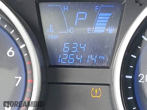 2012 Hyundai Tucson GLS с VIN KM8JU3AC0CU488054, выставлен на аукционе IAAI как лот 42811123 с пробегом 126 414 миль миль и . История ставок и продаж доступна на DreamBid. Изображение 16.