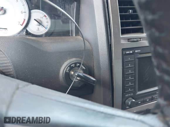 2005 Chrysler 300 Touring с VIN 2C3JA53G65H575573, выставлен на аукционе IAAI как лот 43350121 с пробегом 172 922 миль миль и . История ставок и продаж доступна на DreamBid. Изображение 11.