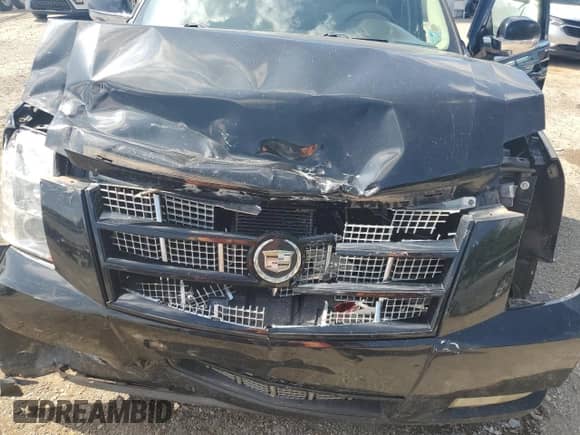 2012 Cadillac Escalade Premium with VIN 1GYS3CEF2CR219762, listed as a Copart auction lot 65146945 with 166,814 mi miles and Salvage title. Bid and sale history available at DreamBid. Image 12.