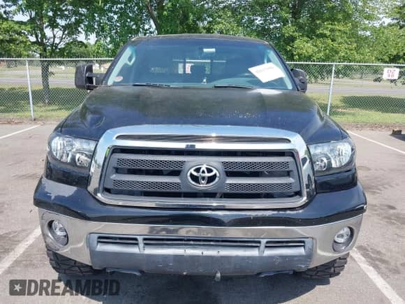 2012 Toyota Tundra z VIN 5TFRY5F10CX117652, wystawiony jako IAAI lot #42617080 z przebiegiem 233 560 mil mil oraz . Historia ofert i sprzedaży dostępna na DreamBid. Obrazek 12.