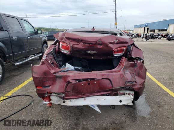 2015 Chevrolet Malibu LT z VIN 1G11C5SL4FF354781, wystawiony jako Copart lot #85502975 z przebiegiem 120 426 mil mil oraz Czysty tytuł • Clean title. Historia ofert i sprzedaży dostępna na DreamBid. Obrazek 6.