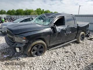 2016 Ram 1500 Express z VIN 3C6RR7KT1GG302326, wystawiony jako Copart lot #56859095 z przebiegiem 109 312 mil mil oraz Szkoda całkowita • Salvage title. Historia ofert i sprzedaży dostępna na DreamBid. Obrazek 1.