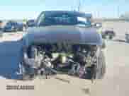 2017 Ram 1500 Lone Star z VIN 3C6RR6LTXHG637188, wystawiony jako IAAI lot #41236597 z przebiegiem 89 962 mil mil oraz . Historia ofert i sprzedaży dostępna na DreamBid. Obrazek 12.