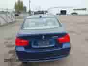 2011 BMW 3 Series 328i xDrive z VIN WBAPK7C50BA820761, wystawiony jako IAAI lot #43340765 z przebiegiem 169 465 mil mil oraz . Historia ofert i sprzedaży dostępna na DreamBid. Obrazek 16.