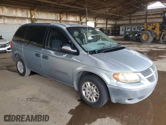 2006 Dodge Caravan SE with VIN 1D4GP25B56B743835, listed as a Copart auction lot 70787045 with 165,232 mi miles and Clean title. Bid and sale history available at DreamBid. Image 4.