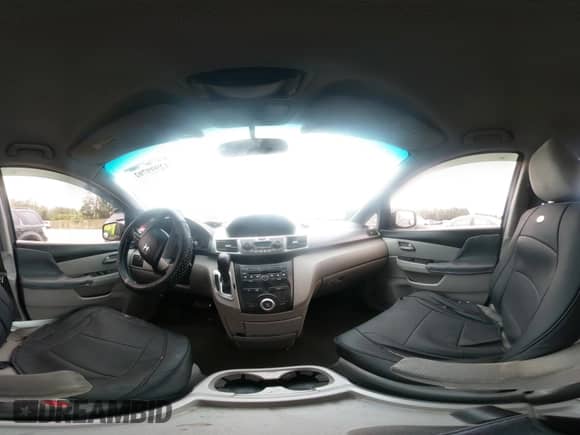 2011 Honda Odyssey LX with VIN 5FNRL5H21BB065204, listed as a IAAI auction lot 42999702 with 202,910 mi miles and . Bid and sale history available at DreamBid. Image 18.