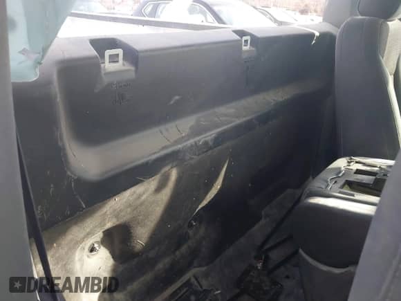 2019 Chevrolet Silverado 1500 Work Truck z VIN 3GCNYAEHXKG214799, wystawiony jako IAAI lot #41500194 z przebiegiem 129 776 mil mil oraz . Historia ofert i sprzedaży dostępna na DreamBid. Obrazek 8.