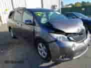 2015 Toyota Sienna LE z VIN 5TDKK3DC0FS671554, wystawiony jako IAAI lot #43539146 z przebiegiem 189 016 mil mil oraz . Historia ofert i sprzedaży dostępna na DreamBid. Obrazek 1.