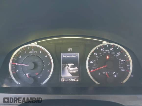 2015 Toyota Camry SE z VIN 4T1BF1FKXFU105471, wystawiony jako IAAI lot #43375351 z przebiegiem 295 099 mil mil oraz . Historia ofert i sprzedaży dostępna na DreamBid. Obrazek 7.