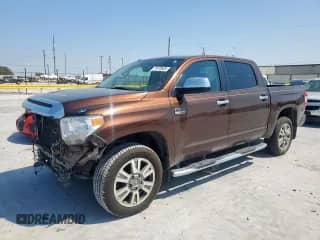 2017 Toyota Tundra Platinum с VIN 5TFAW5F13HX588592, выставлен на аукционе Copart как лот 71073635 с пробегом 94 788 миль миль и Списание • Salvage title. История ставок и продаж доступна на DreamBid. Изображение 1.