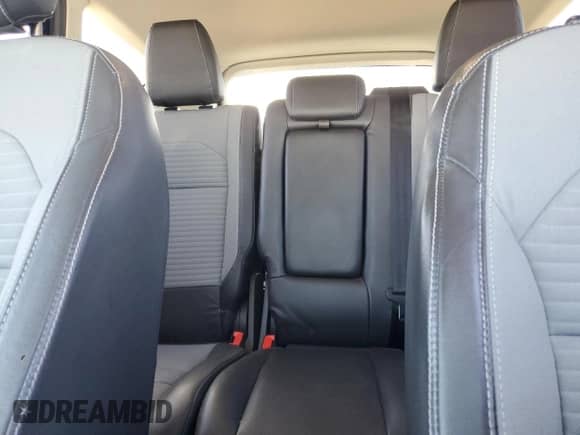 2018 Ford Escape SE with VIN 1FMCU9GD8JUA98392, listed as a Copart auction lot 46190315 with 95,938 mi miles and Salvage title. Bid and sale history available at DreamBid. Image 10.