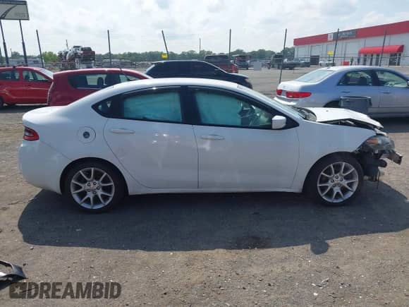 2013 Dodge Dart SXT with VIN 1C3CDFBA7DD176301, listed as a IAAI auction lot 42723741 with 172,422 mi miles and . Bid and sale history available at DreamBid. Image 14.