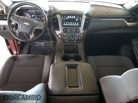 2018 Chevrolet Tahoe LS z VIN 1GNSCAKC7JR388409, wystawiony jako Copart lot #86323815 z przebiegiem 67 959 mil mil oraz Szkoda całkowita • Salvage title. Historia ofert i sprzedaży dostępna na DreamBid. Obrazek 8.