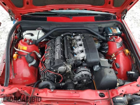 1990 BMW M3 с VIN WBSAK031XLAE33645, выставлен на аукционе Copart как лот 69832174 с пробегом 174 343 миль миль и Списание • Salvage title. История ставок и продаж доступна на DreamBid. Изображение 11.