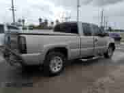2003 GMC Sierra 1500 with VIN 2GTEC19V731218589, listed as a Copart auction lot 77957264 with 137,615 mi miles and Salvage title. Bid and sale history available at DreamBid. Image 3.
