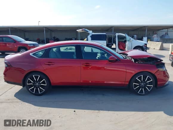 2023 Honda Accord Touring with VIN 1HGCY2F87PA038586, listed as a IAAI auction lot 42401843 with 28,837 mi miles and . Bid and sale history available at DreamBid. Image 13.
