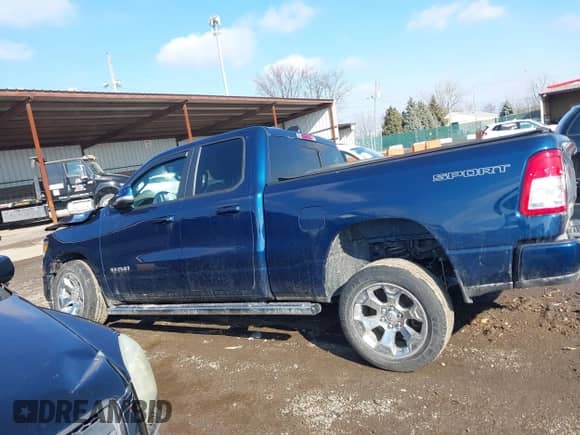 2022 Ram 1500 Big Horn with VIN 1C6RRFBG7NN423072, listed as a IAAI auction lot 41531127 with 41,347 mi miles and . Bid and sale history available at DreamBid. Image 15.