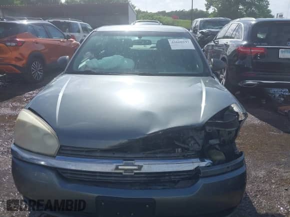 2005 Chevrolet Malibu LS z VIN 1G1ZT54845F225904, wystawiony jako IAAI lot #42660197 z przebiegiem 204 988 mil mil oraz . Historia ofert i sprzedaży dostępna na DreamBid. Obrazek 12.