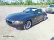 2003 BMW Z4 2.5i с VIN 4USBT33463LS45396, выставлен на аукционе IAAI как лот 42323284 с пробегом 183 343 миль миль и . История ставок и продаж доступна на DreamBid. Изображение 2.